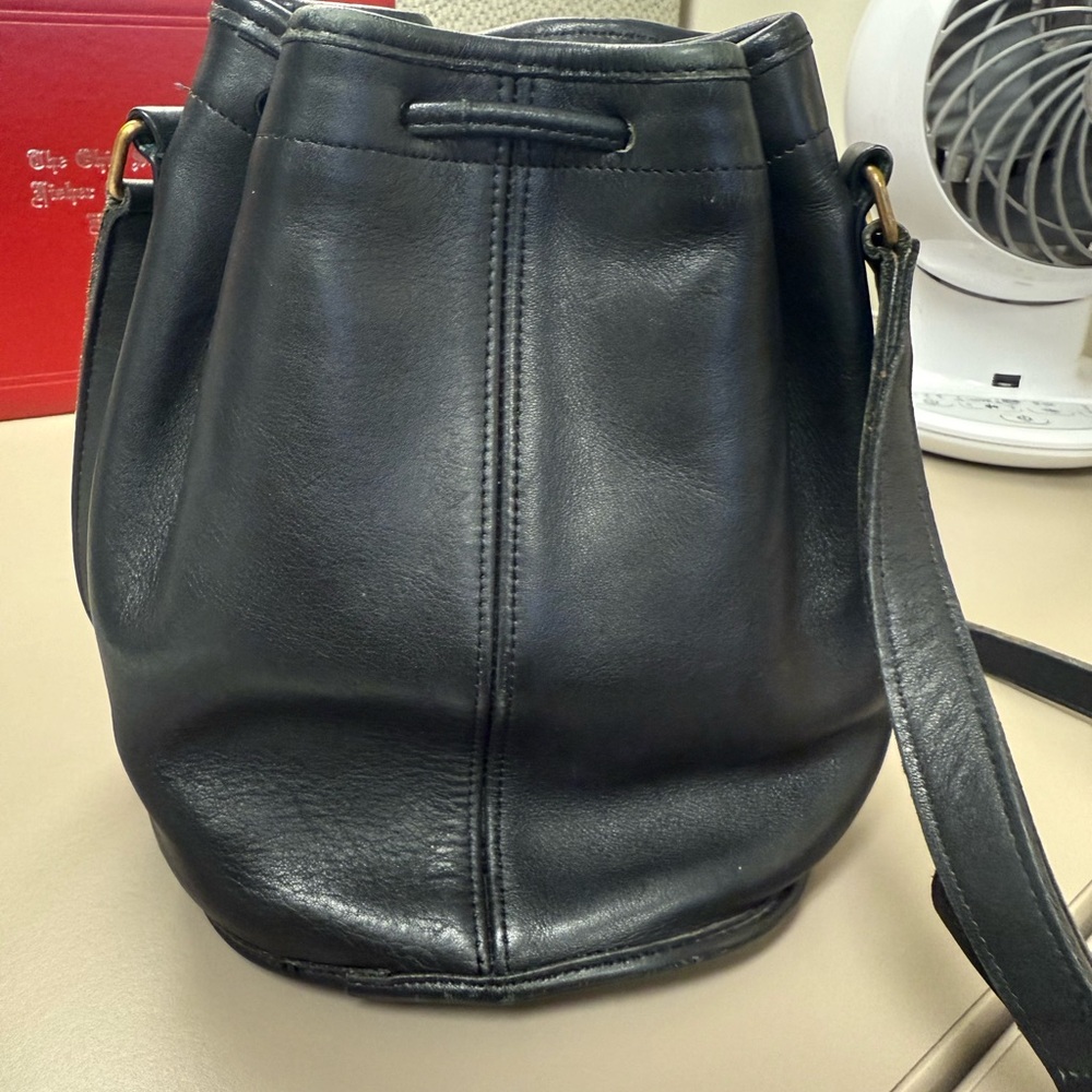 1990 vintage Coach Leather pocket Drawstring Bucket Bag 4020 Made in the USA - Picture 6 of 11